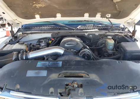 2002 Chevrolet Tahoe Lt z USA, uszkodzony, nr VIN 1GNEK13Z52R314622